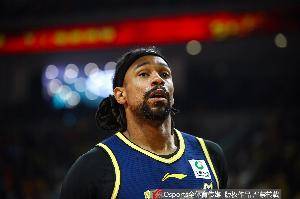 萨林杰:这是老问题 当球队领先时又放松了 我们要更好地终结比赛